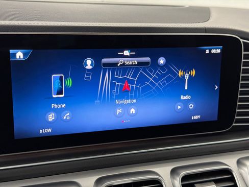 Used 2025 Mercedes-Benz GLS 450 4MATIC image 28