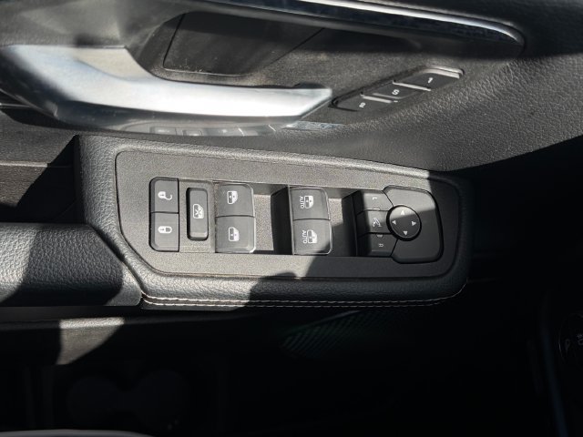 Used 2026 RAM 1500 Laramie AWD/4WD image 15