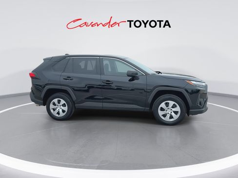 Certified 2025 Toyota RAV4 LE FWD image 9