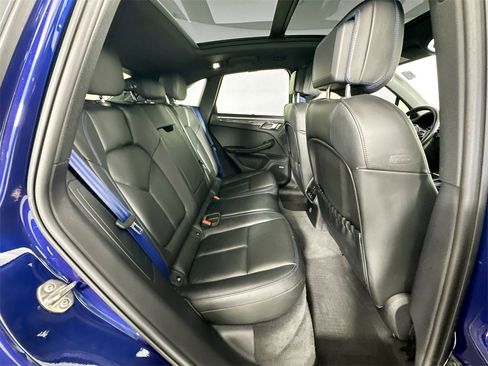 Used 2023 Porsche Macan GTS image 28