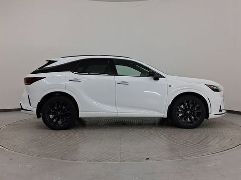 Used 2024 Lexus RX 500h F Sport image 8