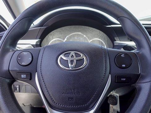 Used 2015 Toyota Corolla L FWD image 13