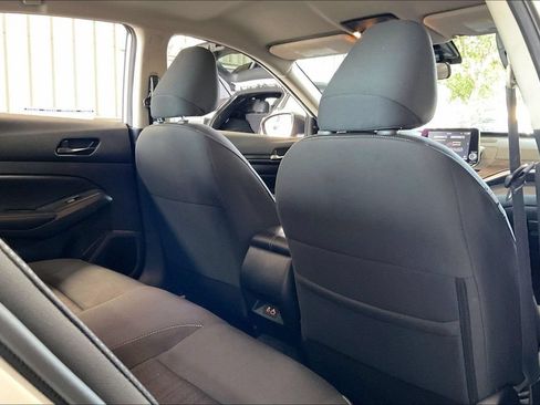 Used 2025 Nissan Altima 2.5 SV AWD/4WD image 20