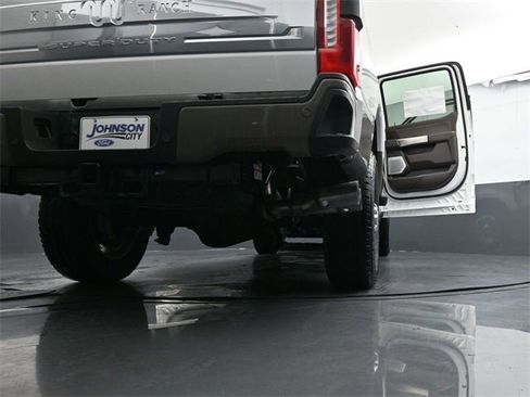 New 2026 Ford F350 King Ranch w/ FX4 Off-Road Package image 36