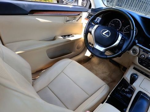 Used 2013 Lexus ES 350 image 21