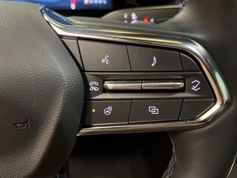 Used 2026 Chevrolet Equinox LT image 38