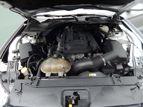 Used 2015 Ford Mustang Premium image 55