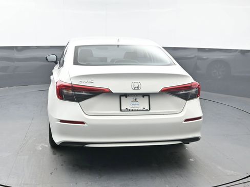 Certified 2024 Honda Civic LX image 5