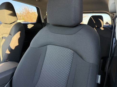 New 2025 Kia Sportage LX image 21