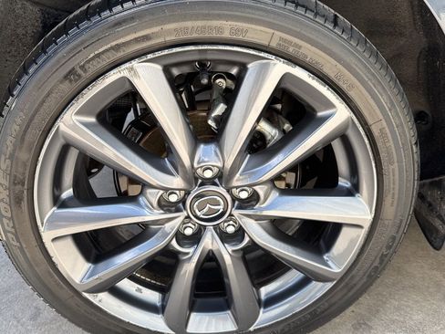 Used 2024 MAZDA MAZDA3 s image 28