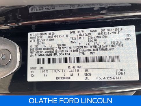 Certified 2024 Ford Escape ST-Line w/ Tech Pack #1 AWD/4WD image 24