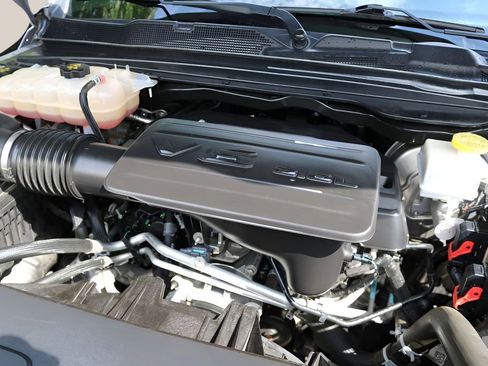 Used 2022 RAM 1500 Big Horn w/ Night Edition AWD/4WD image 21