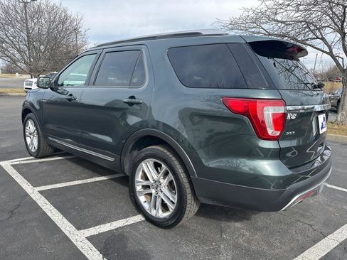Used 2016 Ford Explorer XLT w/ Equipment Group 202A image 13