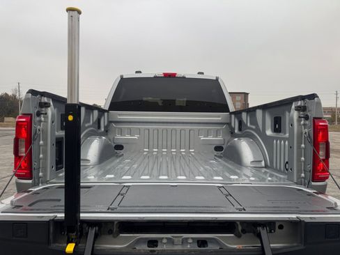 Used 2022 Ford F150 XLT w/ Equipment Group 302A High image 18