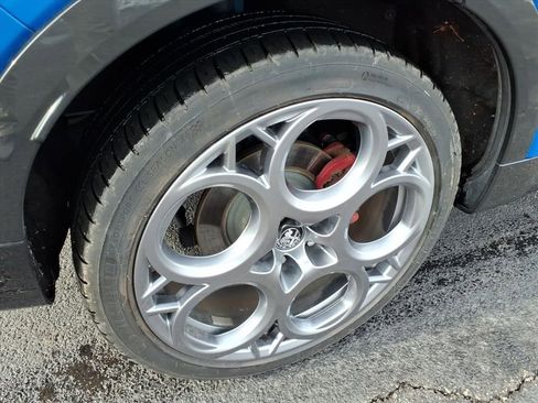 Used 2024 Alfa Romeo Tonale Veloce image 7