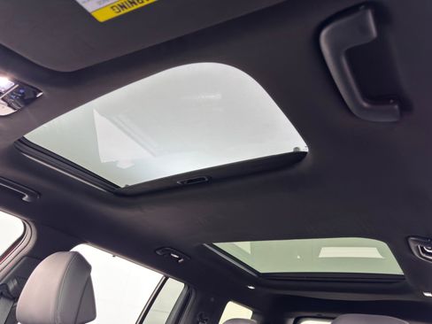 Used 2024 Hyundai Santa Fe Calligraphy image 11