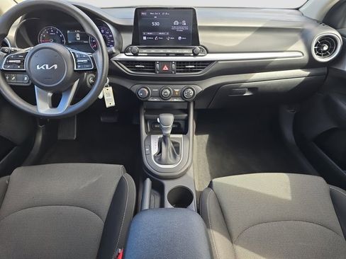 Used 2023 Kia Forte LXS w/ LXS Technology Package image 10