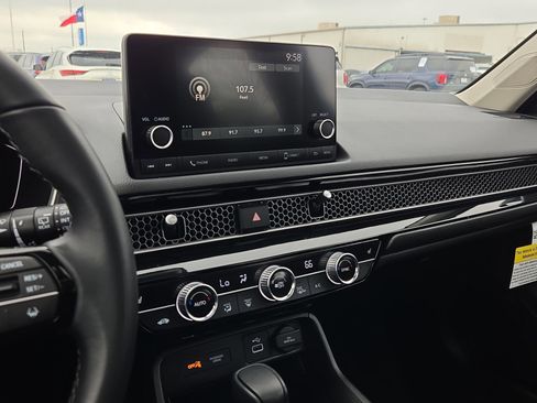 Used 2024 Honda Civic EX-L image 23