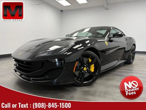 Used 2019 Ferrari Portofino RWD image 1