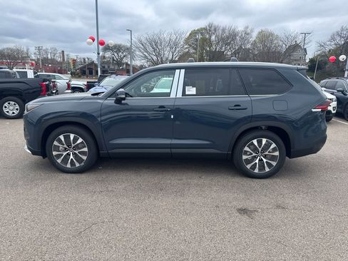 New 2026 Toyota Grand Highlander AWD Hybrid image 4