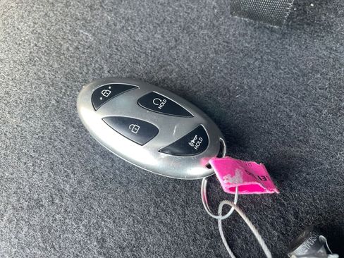 Used 2025 Hyundai Santa Fe SEL image 25