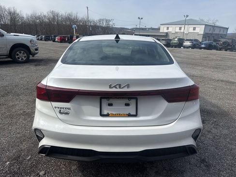 Used 2024 Kia Forte LXS image 8