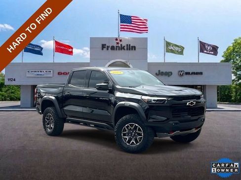 Used 2024 Chevrolet Colorado ZR2 w/ ZR2 Convenience Package III AWD/4WD image 1