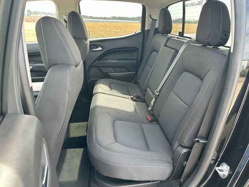 Used 2017 Chevrolet Colorado LT w/ Midnight Edition image 22