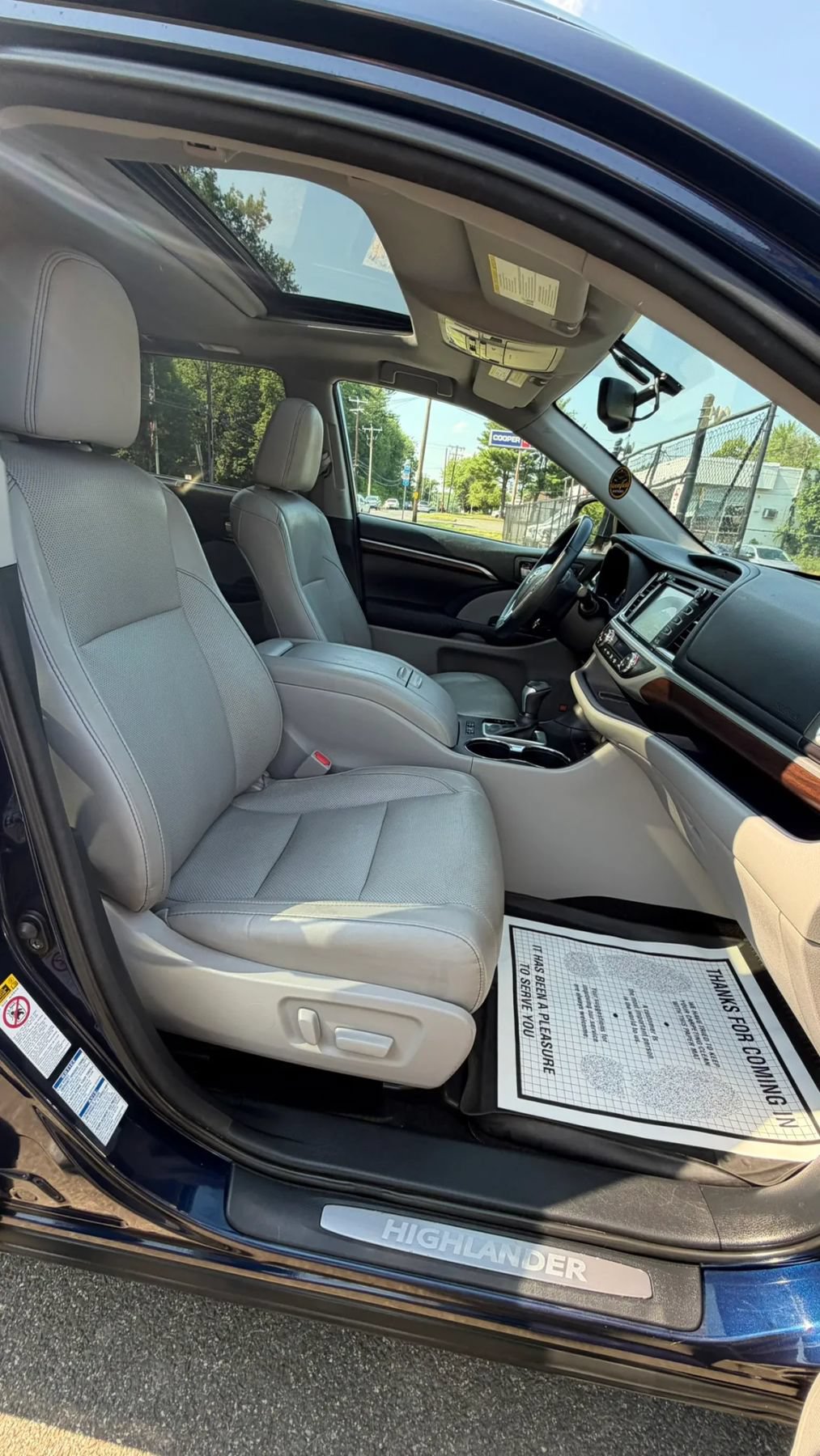 Used 2016 Toyota Highlander Limited AWD/4WD image 14