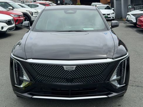 Used 2024 Cadillac Lyriq Tech w/ LPO, Floor Liner Package AWD/4WD image 2