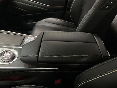 Used 2024 Genesis GV80 3.5T w/ Advanced Package image 23