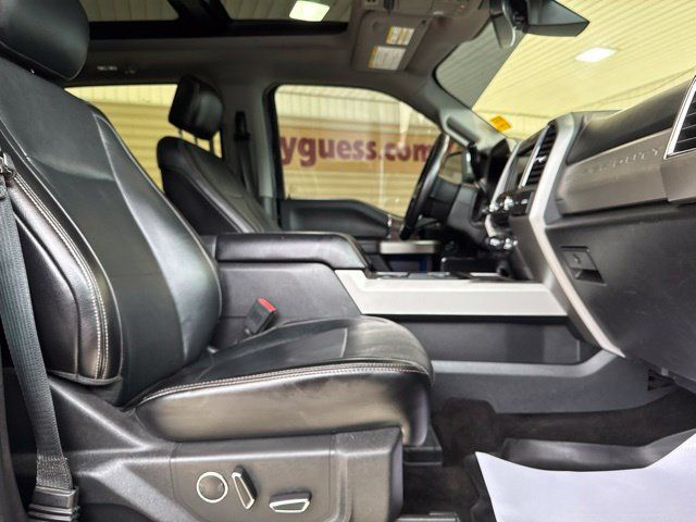 Used 2018 Ford F250 Lariat w/ Lariat Ultimate Package AWD/4WD image 27
