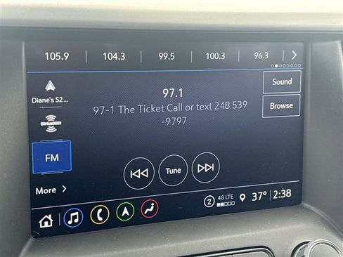 Certified 2023 GMC Acadia SLE w/ Driver Convenience Package image 13