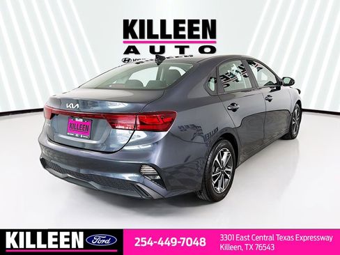 Used 2024 Kia Forte LXS image 8