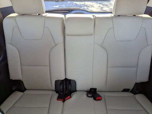 Certified 2024 Kia Telluride S image 14