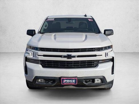 Used 2021 Chevrolet Silverado 1500 RST image 2