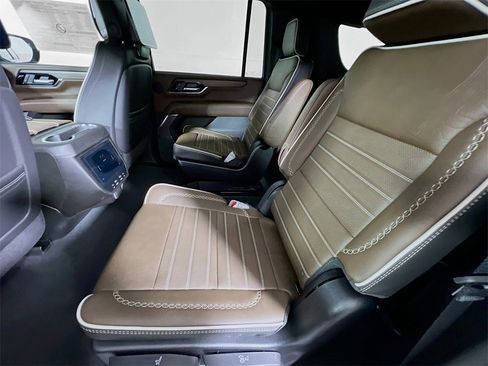 Used 2025 GMC Yukon XL Denali Ultimate image 22