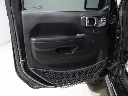 Certified 2019 Jeep Wrangler Rubicon image 13