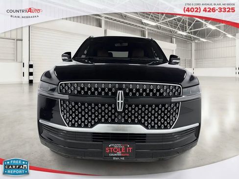 Used 2025 Lincoln Navigator Reserve image 7