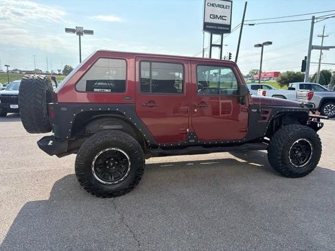 Used 2007 Jeep Wrangler Unlimited Sahara w/ Trailer Tow Group AWD/4WD image 15
