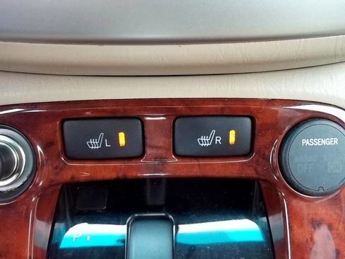 Used 2007 Toyota Highlander Limited image 25