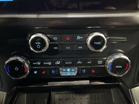 New 2025 Ford F150 Lariat w/ Equipment Group 501A Mid image 20