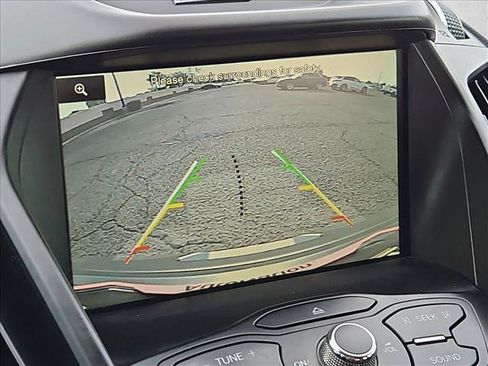 Used 2014 Ford Escape SE w/ Equipment Group 201A FWD image 19