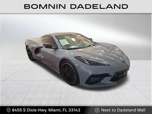 Used 2025 Chevrolet Corvette Stingray Coupe w/ 1LT image 1