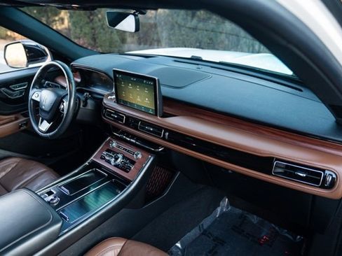 Used 2022 Lincoln Aviator Grand Touring w/ Equipment Group 301A image 24