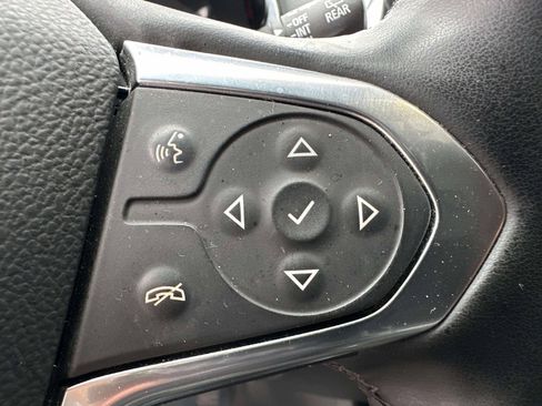 Certified 2023 Chevrolet Traverse LT image 17