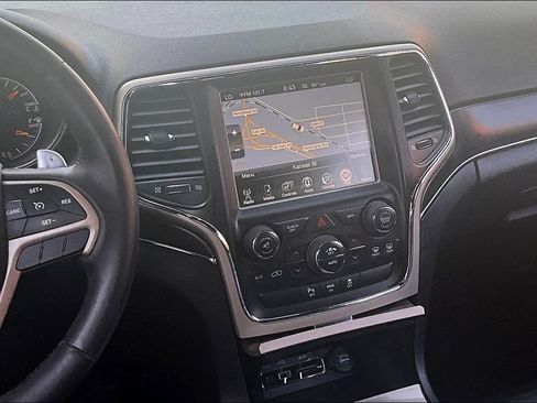 Used 2015 Jeep Grand Cherokee Limited RWD image 8