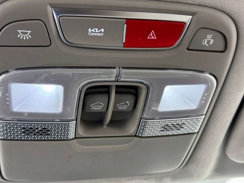 Used 2024 Kia Telluride SX Prestige AWD/4WD image 31