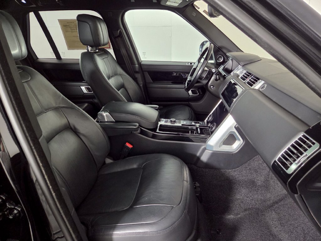 Used 2022 Land Rover Range Rover AWD/4WD image 32