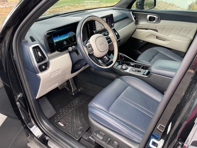Used 2023 Kia Sorento SX Prestige AWD/4WD image 13